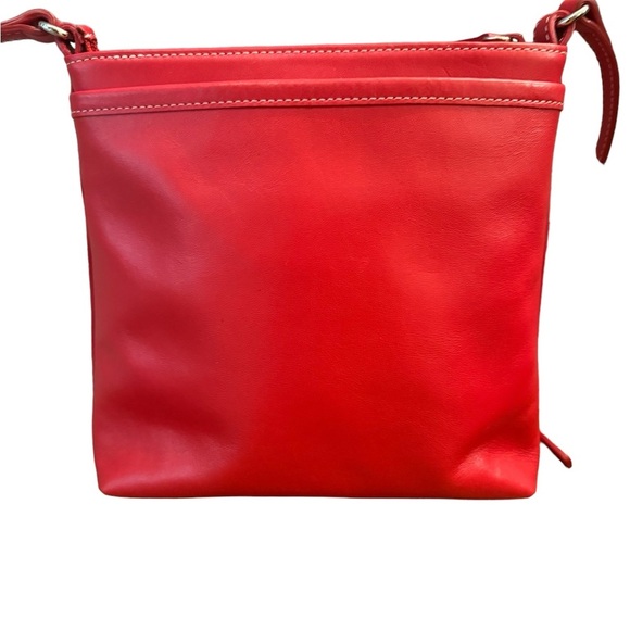 Levenger red leather crossbody - Picture 4 of 10